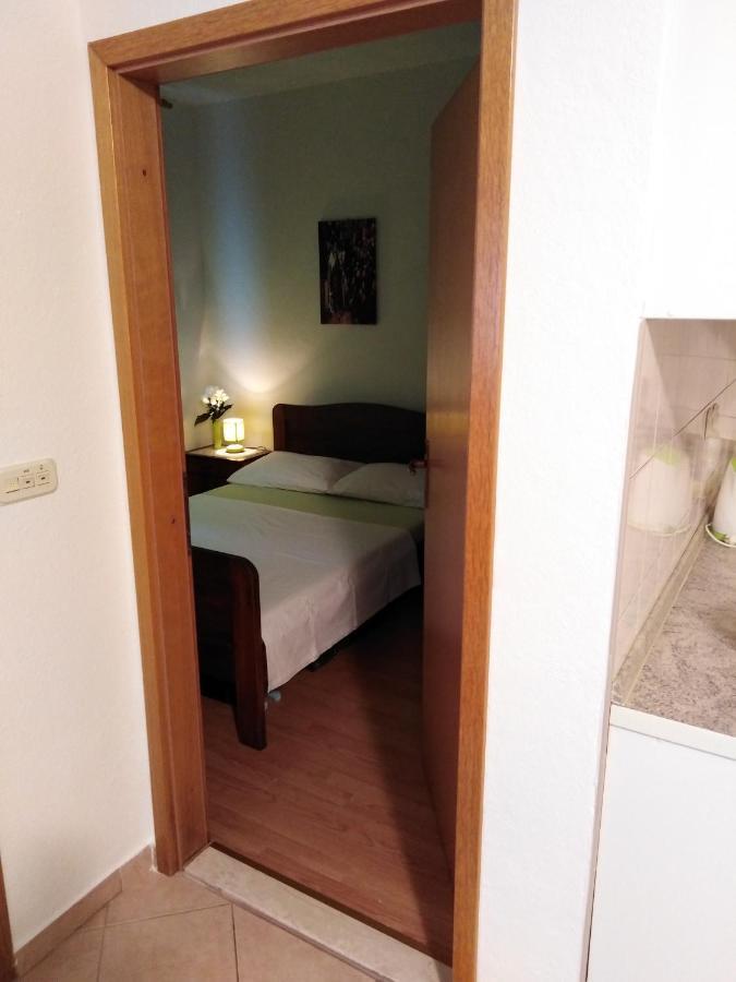 Apartment Doris Kaštela Екстериор снимка