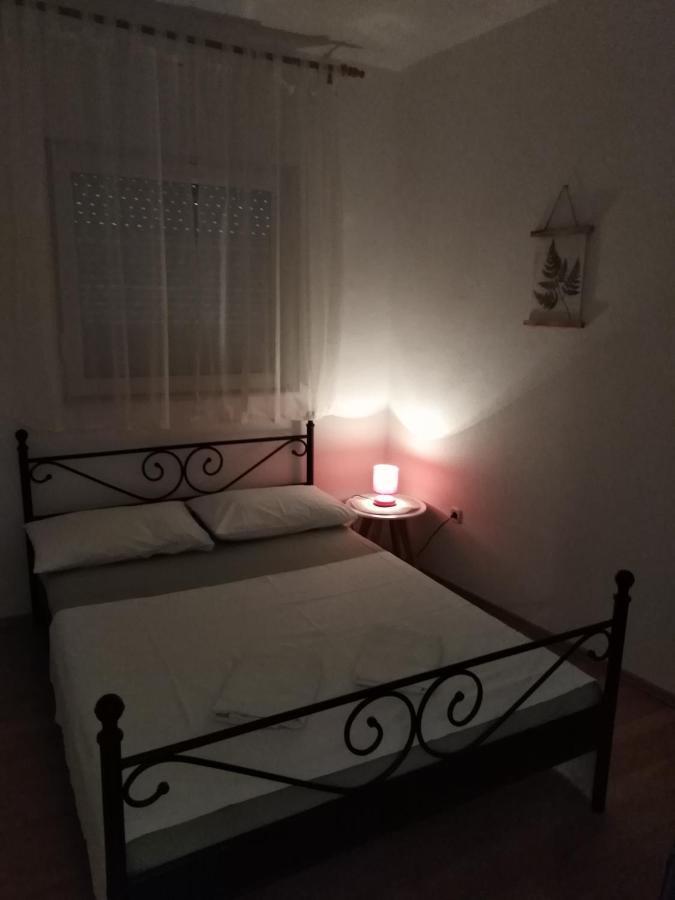 Apartment Doris Kaštela Екстериор снимка